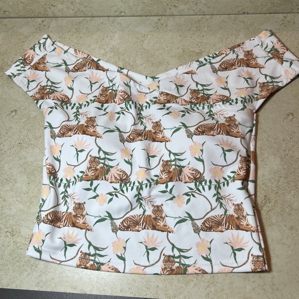 Kortni‎ Jeane Womens Sz XS Tankini Swim Top Off Shoulder Sleeve Wide Strap Tiger